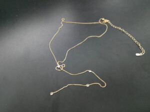 Colar Gravata Micro Zircônia Dourado - (RR84)