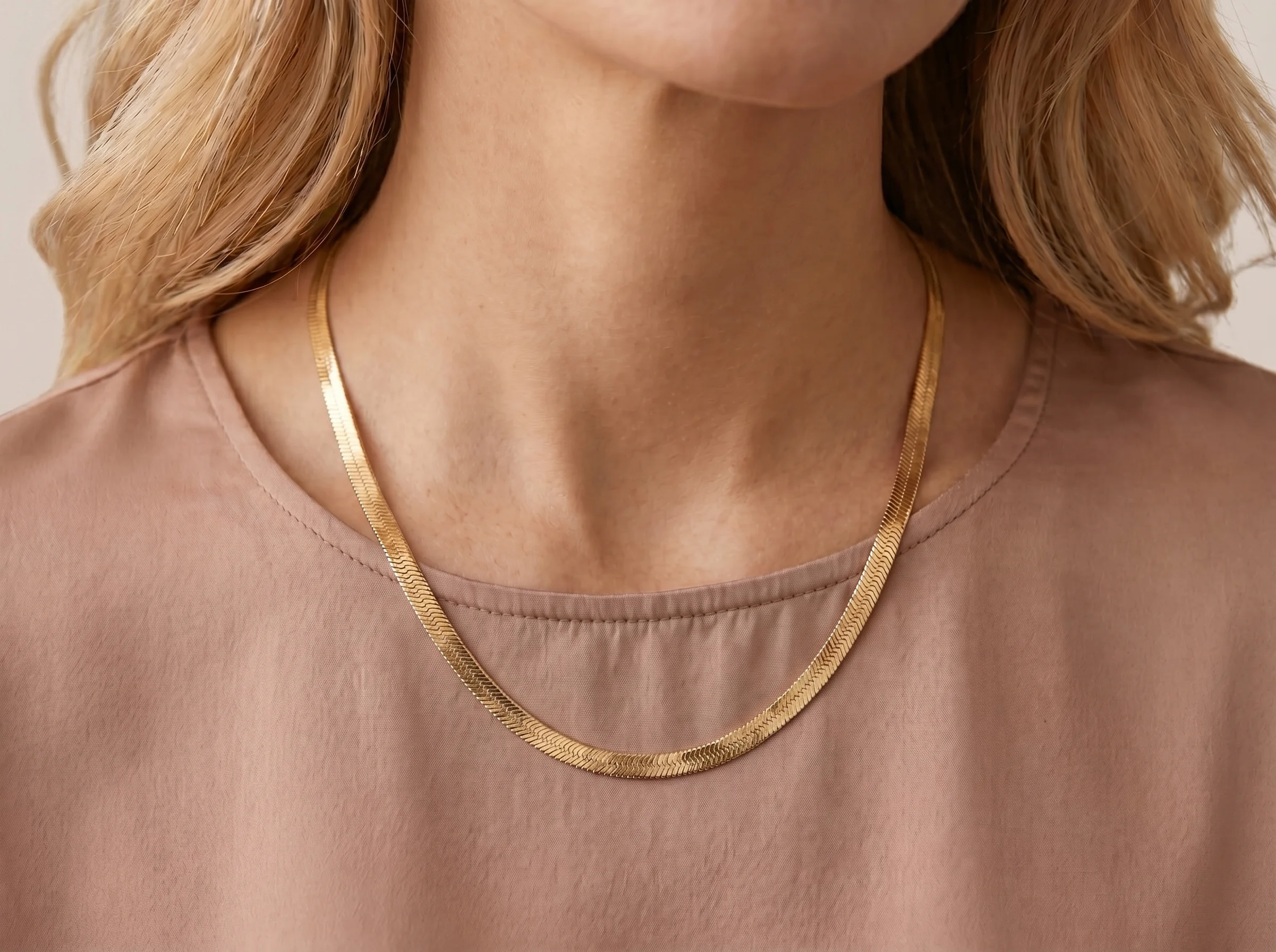 Choker Fita Dourado - (RR66) Fino Toque - Imagem 3