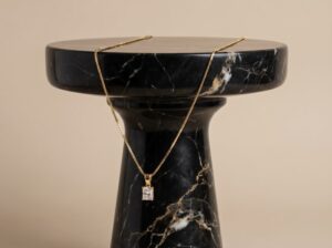 Colar Ponto de Luz Cristal Dourado - (RR87)